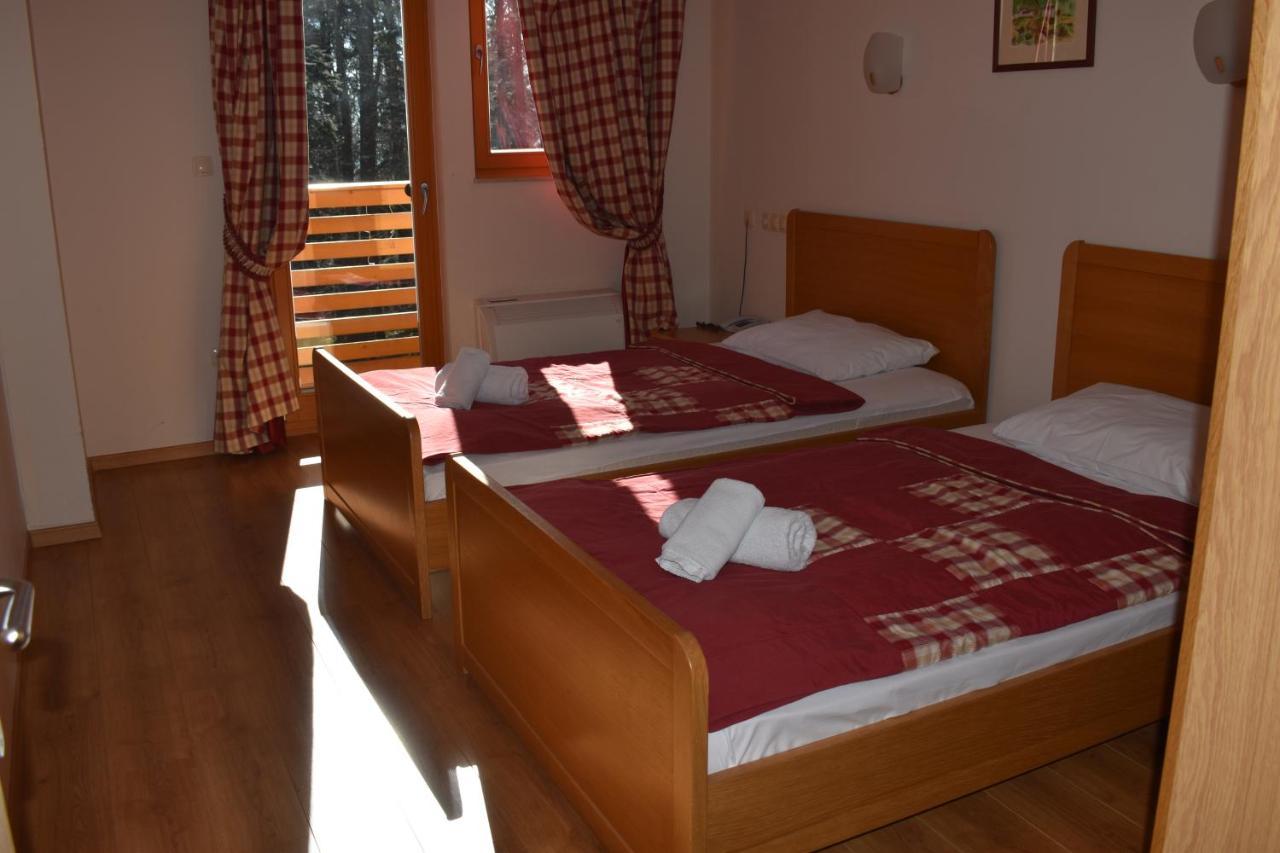 Aparthotel Snjezna Kraljica Stubicke Toplice Екстер'єр фото