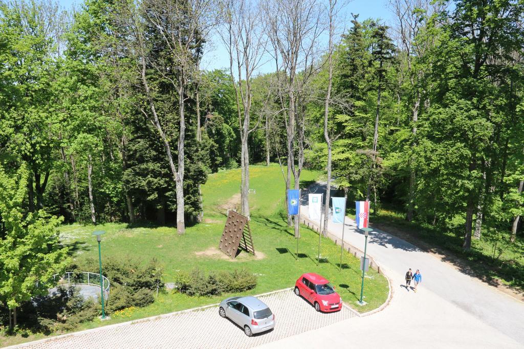 Aparthotel Snjezna Kraljica Stubicke Toplice Номер фото